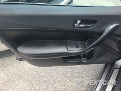 2014 Nissan Maxima 3.5 SV - zdjęcie 9 z 21 - miniatura
