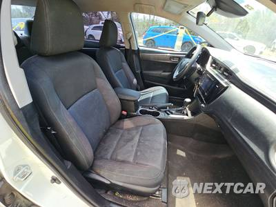 2017 Toyota Corolla LE Sedan - zdjęcie 14 z 40 - miniatura