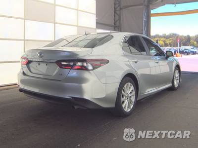 2024 Toyota Camry LE - zdjęcie 4 z 27 - miniatura