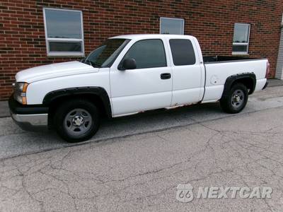 2004 Chevrolet Silverado 1500 WT Extended Cab Medium Bed 1SW w/Rear Doors - zdjęcie 2 z 25 - miniatura