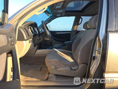 2005 Toyota 4Runner SR5 - zdjęcie 7 z 20 - miniatura