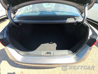 2025 Nissan Sentra SV - zdjęcie 16 z 22 - miniatura