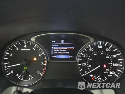 2019 Nissan Pathfinder S - zdjęcie 12 z 31 - miniatura