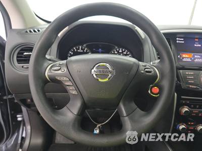 2019 Nissan Pathfinder S - zdjęcie 10 z 31 - miniatura