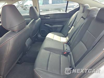 2025 Nissan Altima SR - zdjęcie 13 z 26 - miniatura