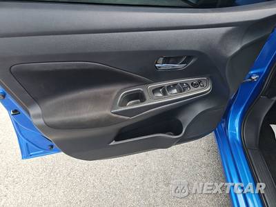 2021 Nissan Versa SV - zdjęcie 9 z 21 - miniatura