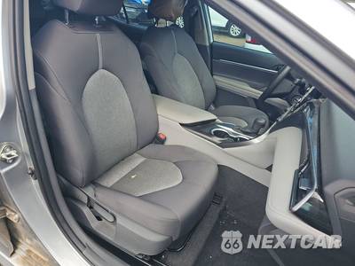 2021 Toyota Camry LE - zdjęcie 8 z 25 - miniatura