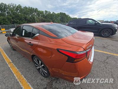 2022 Nissan Altima SR - zdjęcie 6 z 22 - miniatura