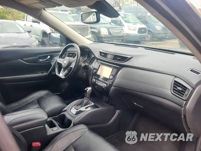 2017 Nissan Rogue SL - zdjęcie 111 z 249 - miniatura