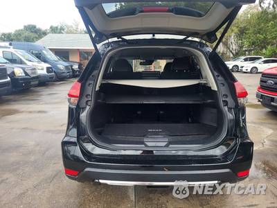 2017 Nissan Rogue SL - zdjęcie 166 z 249 - miniatura