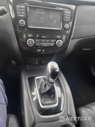 2017 Nissan Rogue SL - zdjęcie 240 z 249 - miniatura
