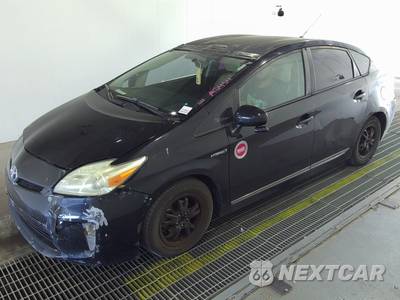 2013 Toyota Prius Two - zdjęcie 1 z 8 - miniatura