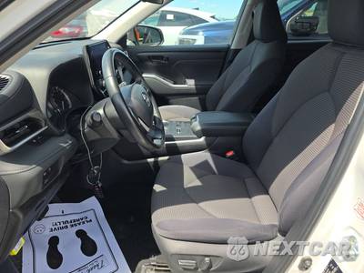 2024 Toyota Highlander LE - zdjęcie 7 z 27 - miniatura