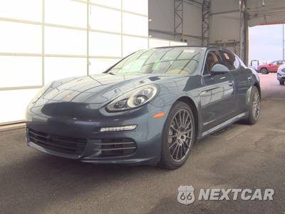 2014 Porsche Panamera 4S