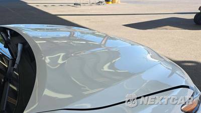 2019 Toyota Camry LE - zdjęcie 35 z 46 - miniatura