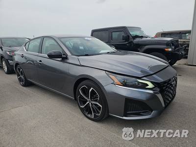 2024 Nissan Altima SR - zdjęcie 3 z 23 - miniatura