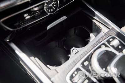2023 Mercedes-Benz AMG G 63 4MATIC - zdjęcie 67 z 77 - miniatura