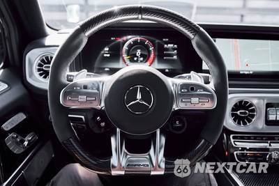 2022 Mercedes-Benz AMG G 63 4MATIC - zdjęcie 54 z 83 - miniatura