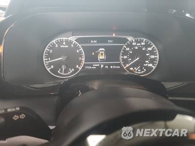 2025 Nissan Pathfinder SL - zdjęcie 12 z 19 - miniatura