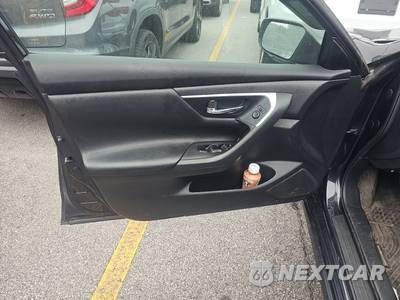 2018 Nissan Altima 2.5 S - zdjęcie 9 z 27 - miniatura