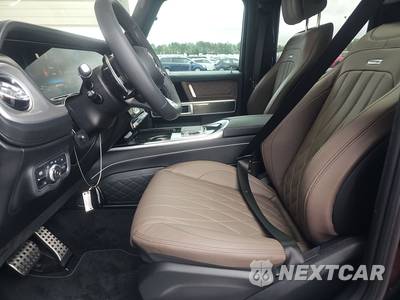 2026 Mercedes-Benz AMG G 63 4MATIC - zdjęcie 7 z 19 - miniatura