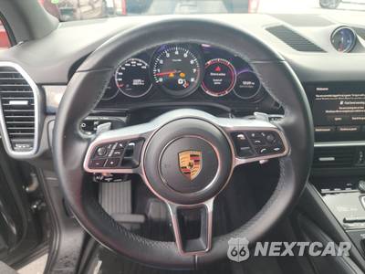 2022 Porsche Cayenne - zdjęcie 10 z 20 - miniatura