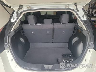 2024 Nissan LEAF SV PLUS - zdjęcie 17 z 26 - miniatura