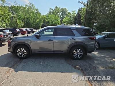 2023 Nissan Pathfinder SL - zdjęcie 8 z 30 - miniatura