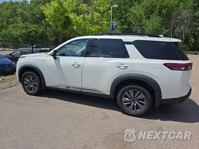 2023 Nissan Pathfinder SV - zdjęcie 8 z 27 - miniatura