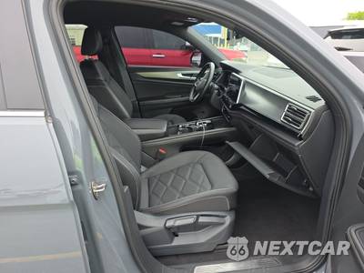 2024 Volkswagen Atlas Cross Sport 2.0T SE w/Technology - zdjęcie 8 z 29 - miniatura