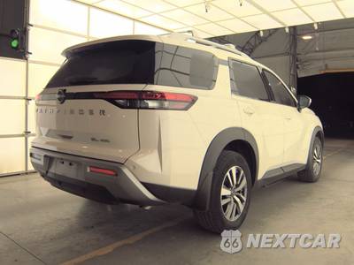 2024 Nissan Pathfinder SL - zdjęcie 4 z 21 - miniatura