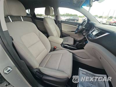 2017 Hyundai Tucson SE - zdjęcie 8 z 18 - miniatura