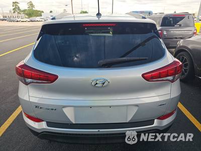 2017 Hyundai Tucson SE - zdjęcie 5 z 18 - miniatura
