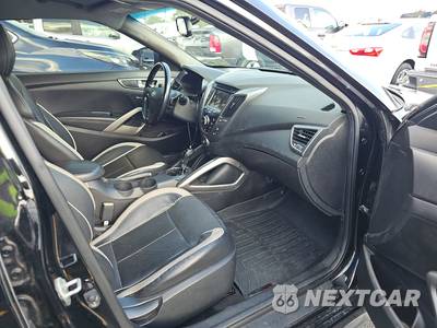2015 Hyundai Veloster Turbo - zdjęcie 8 z 23 - miniatura