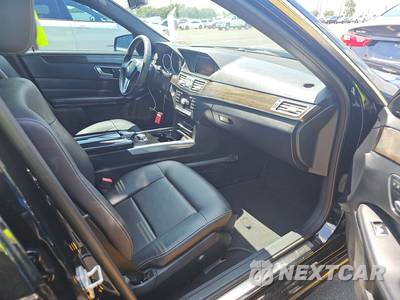 2015 Mercedes-Benz E 250 BlueTEC Sedan - zdjęcie 8 z 23 - miniatura