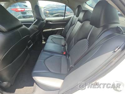 2021 Toyota Camry SE - zdjęcie 13 z 25 - miniatura