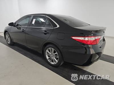 2017 Toyota Camry SE - zdjęcie 6 z 18 - miniatura