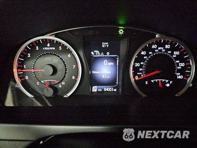 2017 Toyota Camry SE - zdjęcie 12 z 18 - miniatura
