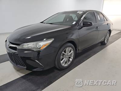 2017 Toyota Camry SE - zdjęcie 1 z 18 - miniatura