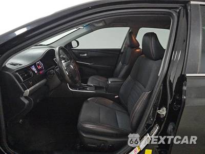 2017 Toyota Camry SE - zdjęcie 7 z 18 - miniatura