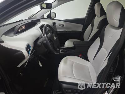 2019 Toyota Prius XLE - zdjęcie 7 z 18 - miniatura