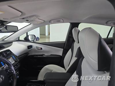 2019 Toyota Prius XLE - zdjęcie 18 z 18 - miniatura