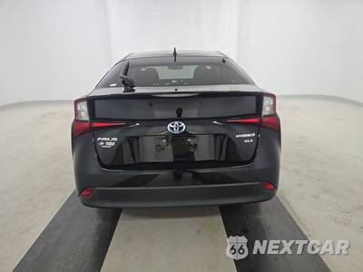 2019 Toyota Prius XLE - zdjęcie 5 z 18 - miniatura