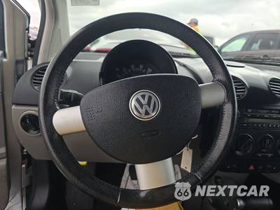 2003 Volkswagen New Beetle GLS Hatchback - zdjęcie 16 z 59 - miniatura