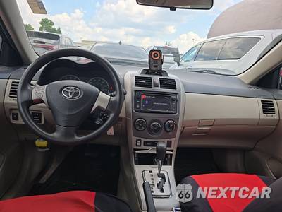 2013 Toyota Corolla LE - zdjęcie 11 z 42 - miniatura