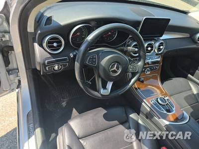 2017 Mercedes-Benz C 300 4MATIC Sedan - zdjęcie 11 z 34 - miniatura