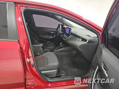 2025 Toyota Corolla Hybrid SE Sedan - zdjęcie 8 z 42 - miniatura