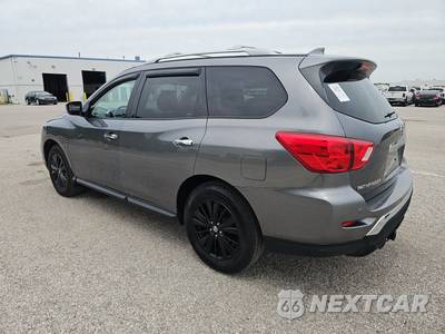 2019 Nissan Pathfinder SV - zdjęcie 6 z 37 - miniatura