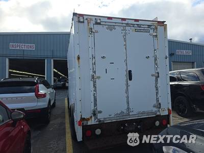 2012 Ford Super Duty E-350 Cutaway - zdjęcie 5 z 34 - miniatura