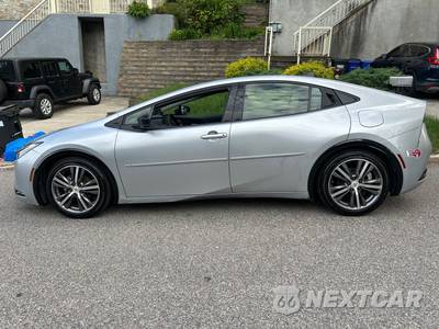 2024 Toyota Prius Limited - zdjęcie 11 z 55 - miniatura